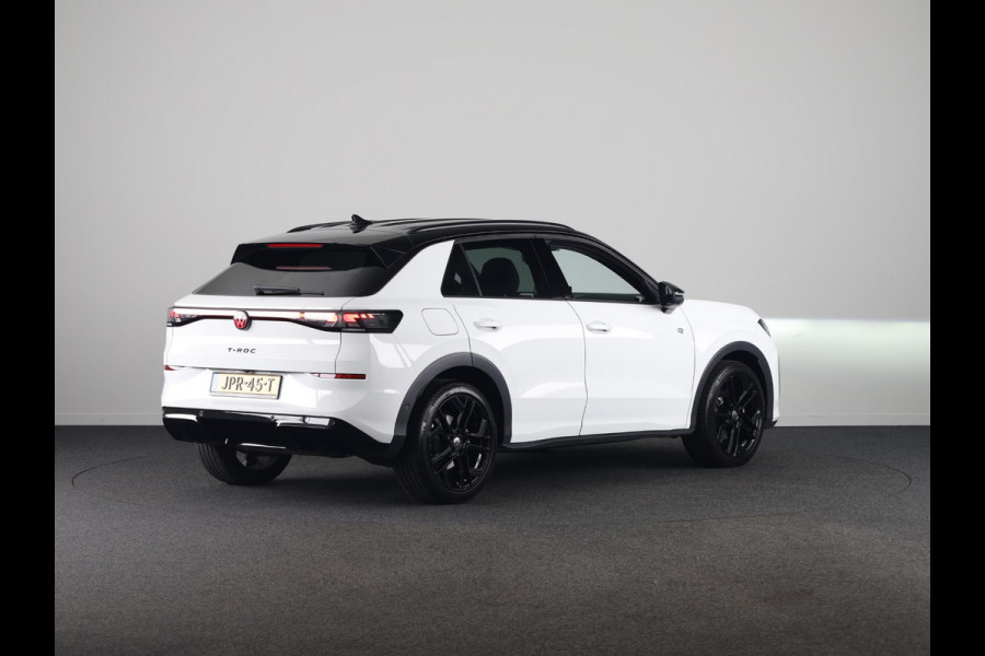Volkswagen T-Roc 1.5 eTsi Style First Edition | 360 Camera | Black Style | Head-Up display | Led Matrix |