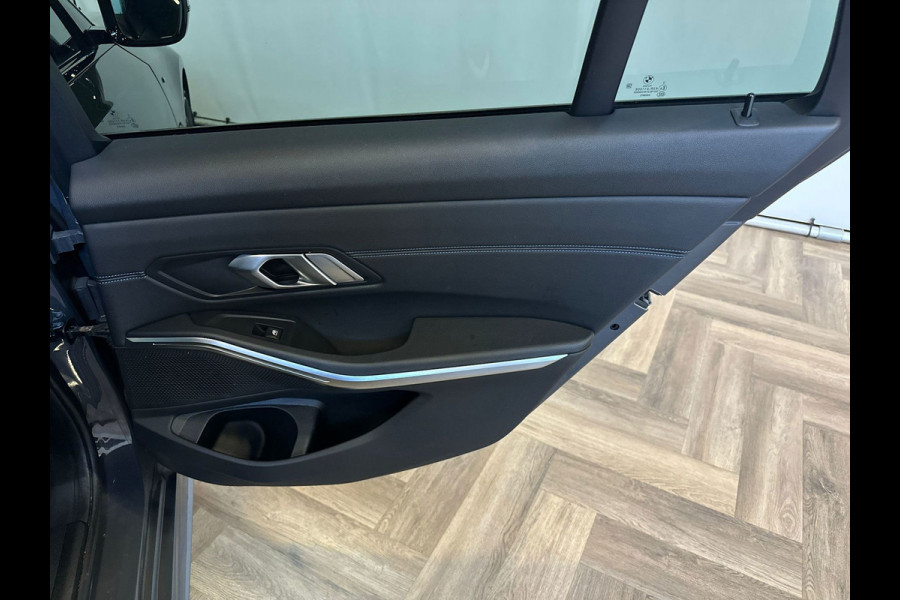 BMW 3 Serie Touring 318i Business Edition|M-PAKKET|HUD|NAP|INCL BTW