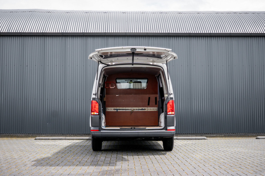Volkswagen Transporter T6.1 2.0 TDI L1H1 | 150 PK | Automaat | 1e Eigenaar | Cruise | Carplay | Zijschuifdeur R+L | Airco