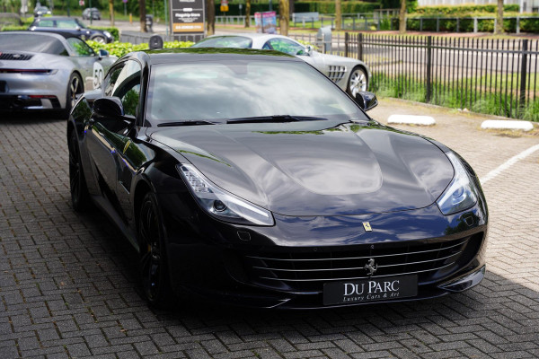 Ferrari GTC4Lusso T 3.9 V8 / Atelier Car / Passenger Display
