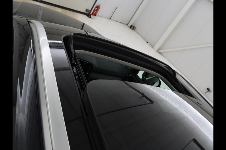 Volvo XC40 1.5 T5 Recharge Inscription | SOH 89,7% | Panoramadak | Leder | 360 Camera | Trekhaak | Stoelverwarming | Adaptive cruise | Memory | Carplay | Navigatie | Keyless | Full LED | Parkeerhulp | PHEV | Plug In