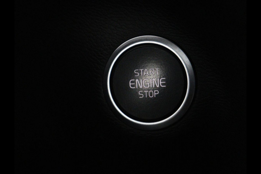 Volvo XC40 1.5 T5 Recharge Inscription | SOH 89,7% | Panoramadak | Leder | 360 Camera | Trekhaak | Stoelverwarming | Adaptive cruise | Memory | Carplay | Navigatie | Keyless | Full LED | Parkeerhulp | PHEV | Plug In
