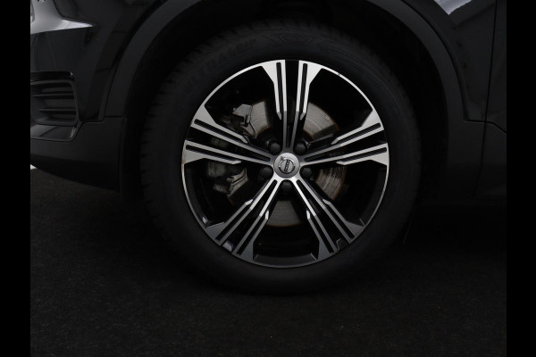 Volvo XC40 1.5 T5 Recharge Inscription | SOH 89,7% | Panoramadak | Leder | 360 Camera | Trekhaak | Stoelverwarming | Adaptive cruise | Memory | Carplay | Navigatie | Keyless | Full LED | Parkeerhulp | PHEV | Plug In