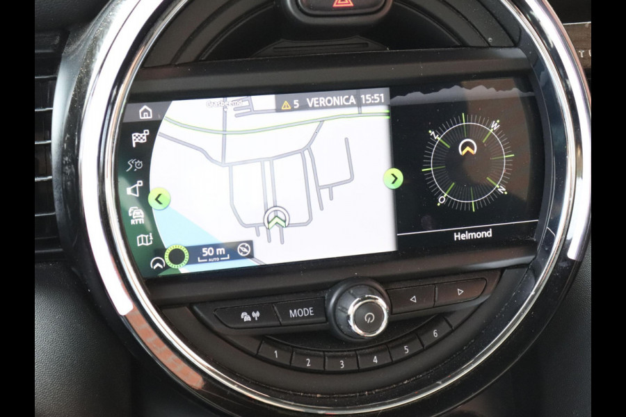 MINI One 1.5 5-DRS Automaat Business Edition Navigatie PDC Cruise Control Airco 17" Lichtmetalen velgen 5-Deurs
