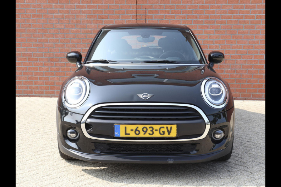 MINI One 1.5 5-DRS Automaat Business Edition Navigatie PDC Cruise Control Airco 17" Lichtmetalen velgen 5-Deurs