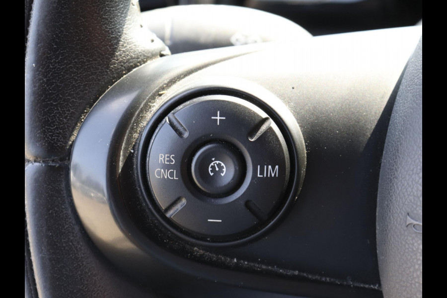 MINI One 1.5 5-DRS Automaat Business Edition Navigatie PDC Cruise Control Airco 17" Lichtmetalen velgen 5-Deurs