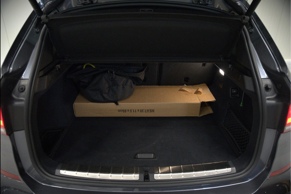 BMW X1 xDrive25e High Executive Edition M Sport | Stoelverwarming | Trekhaak | Parkeersensoren | Navigatie | Ambiance Verlichting | Keyless | Cruise Control | LED | Climate Control | DAB | BTW | SOH 92%