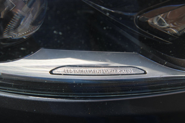 Mercedes-Benz Vito 116 CDI Lang / 163PK Automaat / DC / Camera / Trekhaak