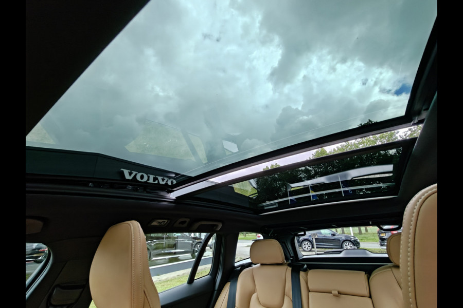Volvo V60 Cross Country B5 265PK AWD Pro | Trekhaak | Adapt. Cruise | Stoelventilatie | Panodak |