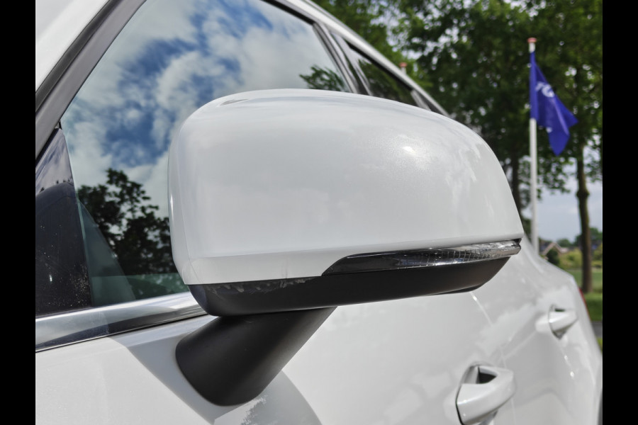 Volvo XC40 T4 213PK Recharge Inscription Expression | BLIS | Trekhaak | Adapt. Cruise | Camera Achter