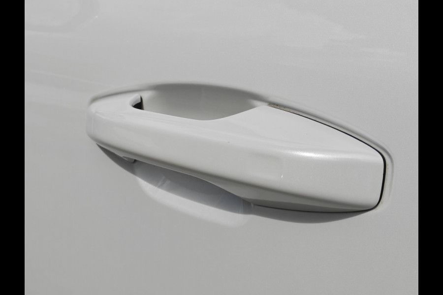 Volvo XC40 T4 213PK Recharge Inscription Expression | BLIS | Trekhaak | Adapt. Cruise | Camera Achter