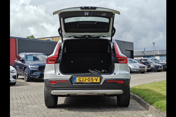 Volvo XC40 T4 213PK Recharge Inscription Expression | BLIS | Trekhaak | Adapt. Cruise | Camera Achter