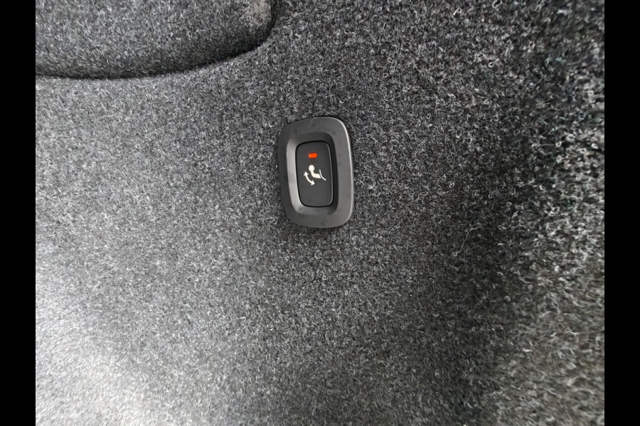 Volvo XC40 T4 213PK Recharge Inscription Expression | BLIS | Trekhaak | Adapt. Cruise | Camera Achter
