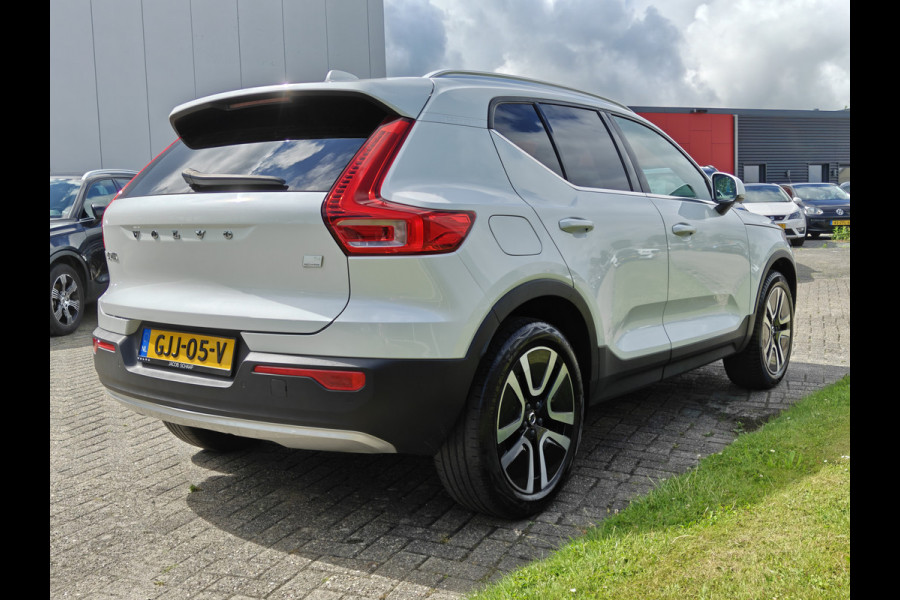 Volvo XC40 T4 213PK Recharge Inscription Expression | BLIS | Trekhaak | Adapt. Cruise | Camera Achter