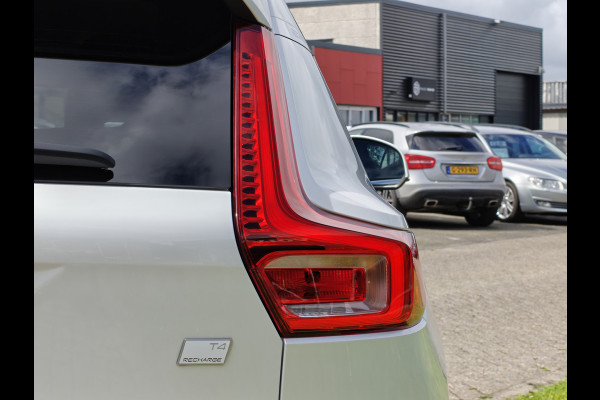 Volvo XC40 T4 213PK Recharge Inscription Expression | BLIS | Trekhaak | Adapt. Cruise | Camera Achter