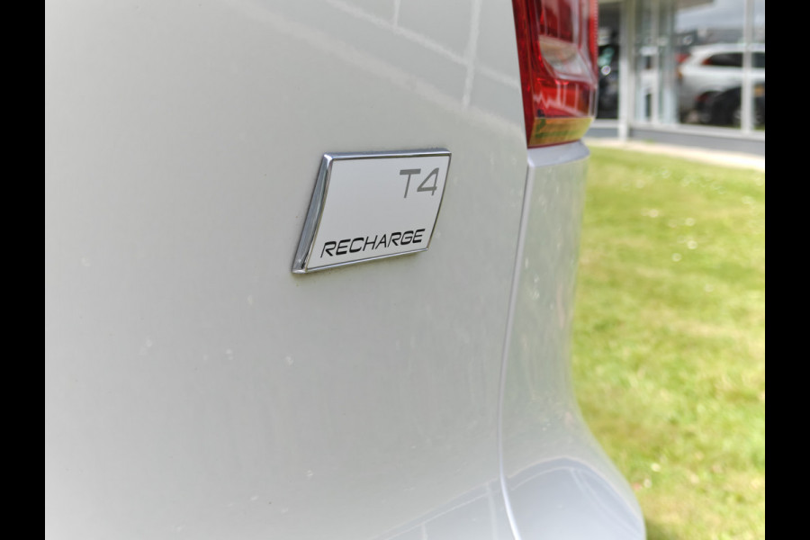 Volvo XC40 T4 213PK Recharge Inscription Expression | BLIS | Trekhaak | Adapt. Cruise | Camera Achter