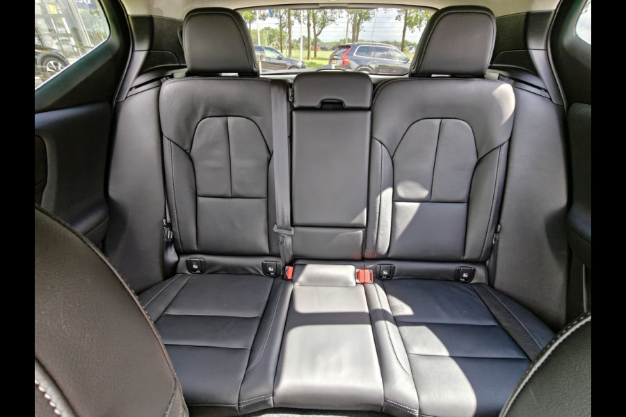 Volvo XC40 T4 213PK Recharge Inscription Expression | BLIS | Trekhaak | Adapt. Cruise | Camera Achter