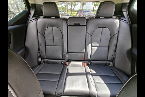Volvo XC40 T4 213PK Recharge Inscription Expression | BLIS | Trekhaak | Adapt. Cruise | Camera Achter