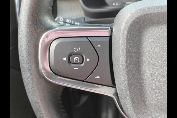 Volvo XC40 T4 213PK Recharge Inscription Expression | BLIS | Trekhaak | Adapt. Cruise | Camera Achter