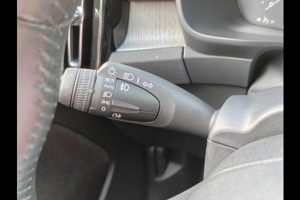 Volvo XC40 T4 213PK Recharge Inscription Expression | BLIS | Trekhaak | Adapt. Cruise | Camera Achter