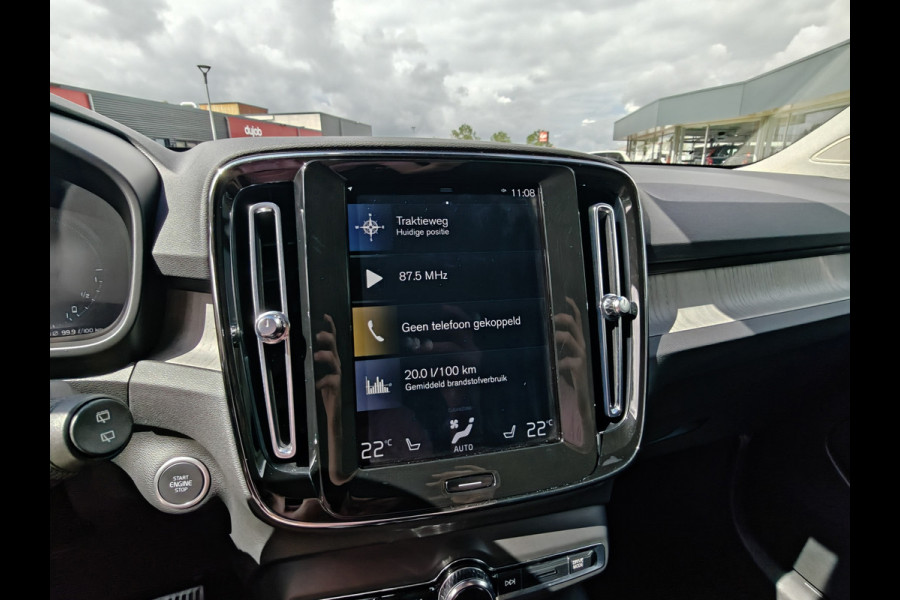 Volvo XC40 T4 213PK Recharge Inscription Expression | BLIS | Trekhaak | Adapt. Cruise | Camera Achter