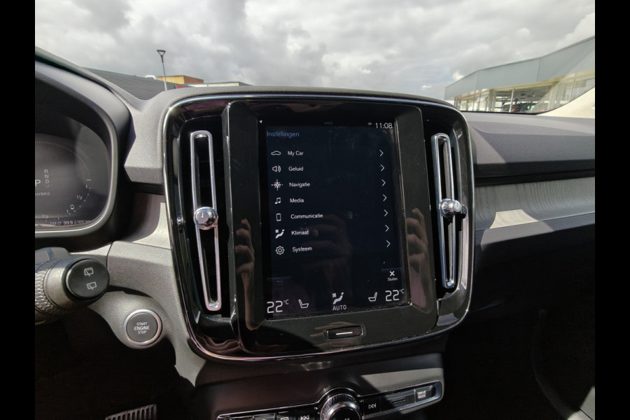 Volvo XC40 T4 213PK Recharge Inscription Expression | BLIS | Trekhaak | Adapt. Cruise | Camera Achter