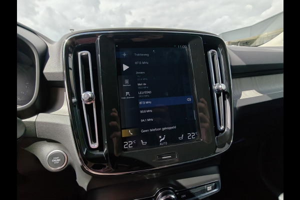 Volvo XC40 T4 213PK Recharge Inscription Expression | BLIS | Trekhaak | Adapt. Cruise | Camera Achter