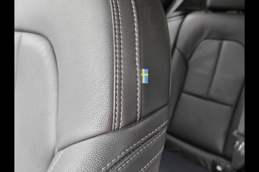 Volvo XC40 T4 213PK Recharge Inscription Expression | BLIS | Trekhaak | Adapt. Cruise | Camera Achter