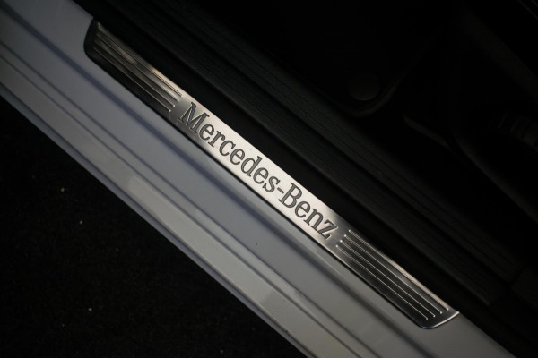 Mercedes-Benz CLA-Klasse Shooting Brake 180 D AMG Line Upgrade Edition Automaat NL-auto [ Full LED Camera Stoelverwarming ]