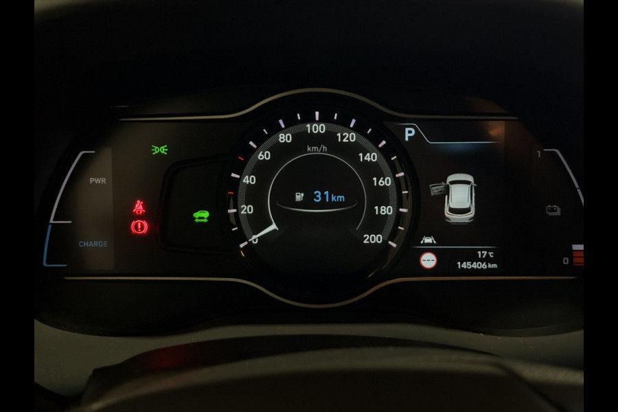 Hyundai Kona EV Premium 64 kWh | Voorstoelen verwarmd & gekoeld | Trekhaak | Warmtepomp | Soh (batterijcheck) Waarde 90,4 %