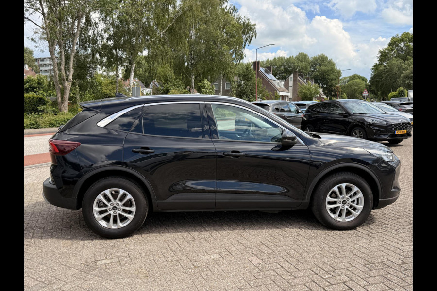 Ford Kuga 2.5 PHEV Titanium | SCI | 243pk | Wegklapbare trekhaak | Winter Pack | Navigatie | Achteruitrijcamera | NLD Auto | 1e Eigenaar | 2.100kg Trekgewicht