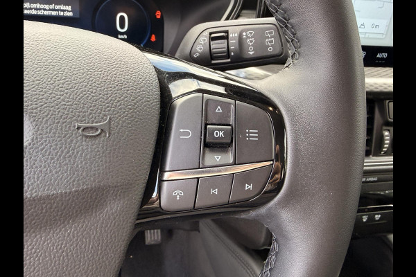 Ford Kuga 2.5 PHEV Titanium | SCI | 243pk | Wegklapbare trekhaak | Winter Pack | Navigatie | Achteruitrijcamera | NLD Auto | 1e Eigenaar | 2.100kg Trekgewicht