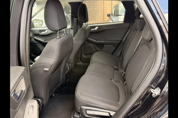 Ford Kuga 2.5 PHEV Titanium | SCI | 243pk | Wegklapbare trekhaak | Winter Pack | Navigatie | Achteruitrijcamera | NLD Auto | 1e Eigenaar | 2.100kg Trekgewicht