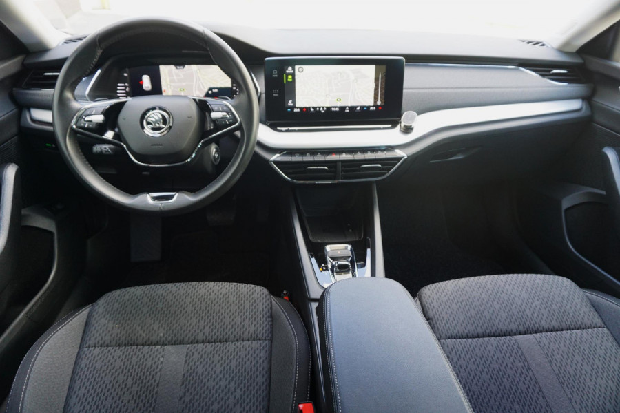 Škoda Octavia Combi 1.0 e-TSI Business Edition Plus/Trekhaak/Camera/ Travel Pakket.