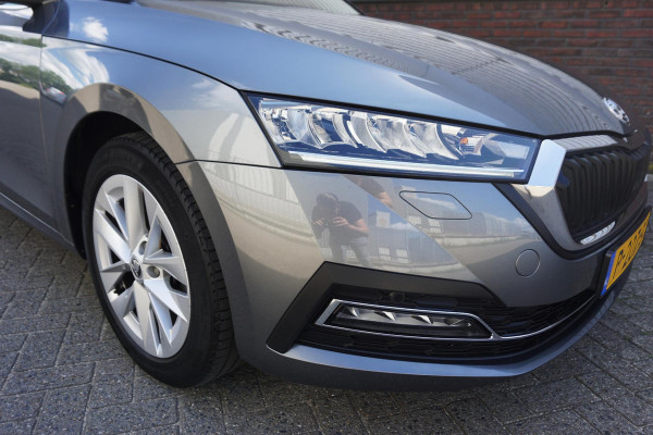 Škoda Octavia Combi 1.0 e-TSI Business Edition Plus/Trekhaak/Camera/ Travel Pakket.