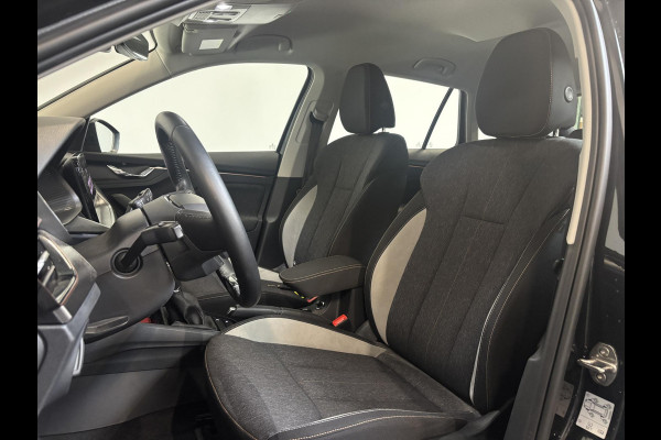 Škoda Kamiq 1.0 TSI Business Edition Navigatie Climate control Lichtmetalen velgen
