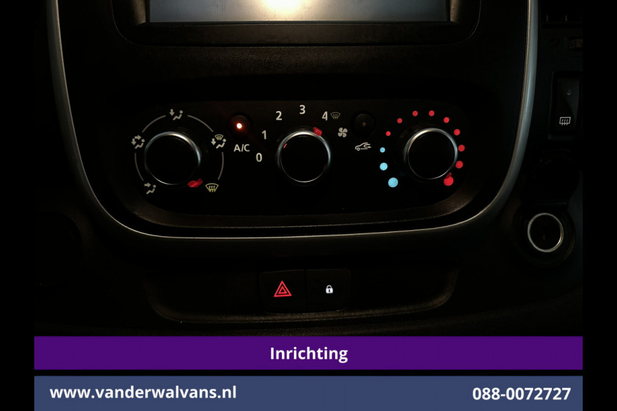 Renault Trafic 1.6 dCi L1H1 Inrichting Euro6 Airco | Navigatie | LED | Trekhaak | Cruisecontrol Parkeersensoren, Bijrijdersbank