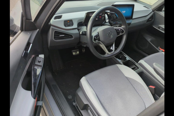 Volkswagen ID.3 Pro S 77 kWh Long Range 204PK | Navigatie | Stoelverwarming | 19" LM velgen |