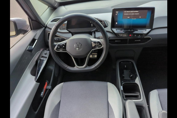 Volkswagen ID.3 Pro S 77 kWh Long Range 204PK | Navigatie | Stoelverwarming | 19" LM velgen |