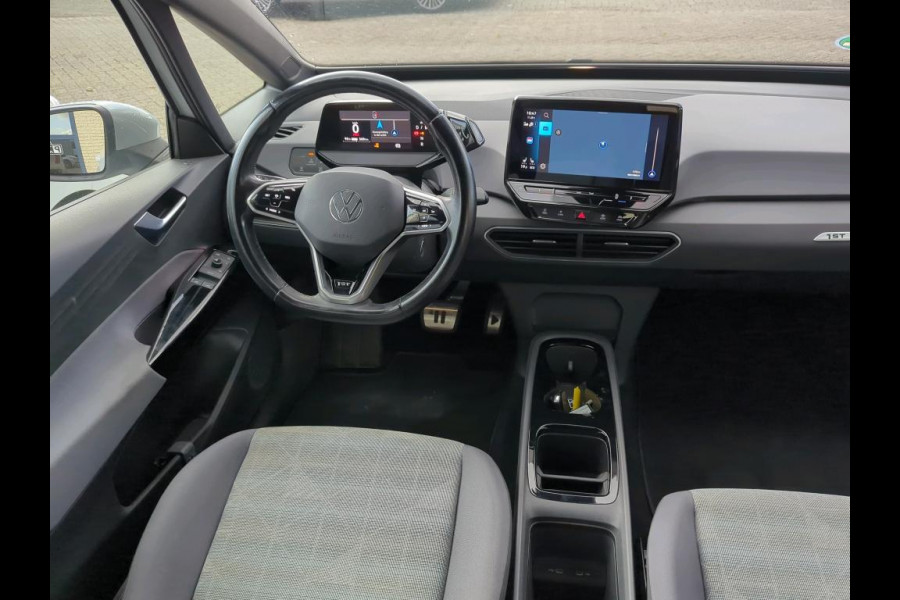 Volkswagen ID.3 First 58 kWh 204 pk | Navigatie | Parkeersensoren | Apple Carplay/Android Auto | Stoel/stuur verwarming | Adaptieve cruise control |