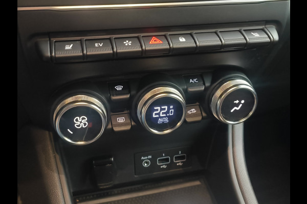 Renault Captur 1.6 E-Tech Plug-in Hybrid 160 Intens Rijklaar + 12 maanden Bovag-garantie Henk Jongen Auto's in Helmond,  al 50 jaar service zoals 't hoort!