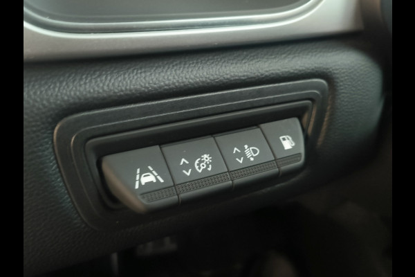 Renault Captur 1.6 E-Tech Plug-in Hybrid 160 Intens Rijklaar + 12 maanden Bovag-garantie Henk Jongen Auto's in Helmond,  al 50 jaar service zoals 't hoort!