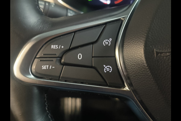 Renault Captur 1.6 E-Tech Plug-in Hybrid 160 Intens Rijklaar + 12 maanden Bovag-garantie Henk Jongen Auto's in Helmond,  al 50 jaar service zoals 't hoort!