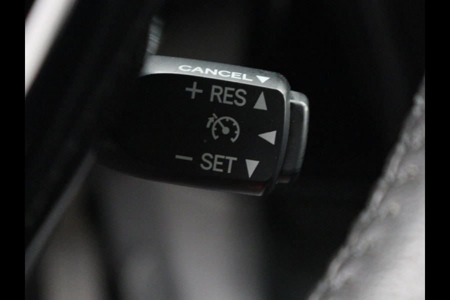 Peugeot 108 1.0 e-VTi Executive | Carplay | Camera | Climate control | Speedlimiter | Bluetooth | Lichtmetalen velgen | Origineel NL