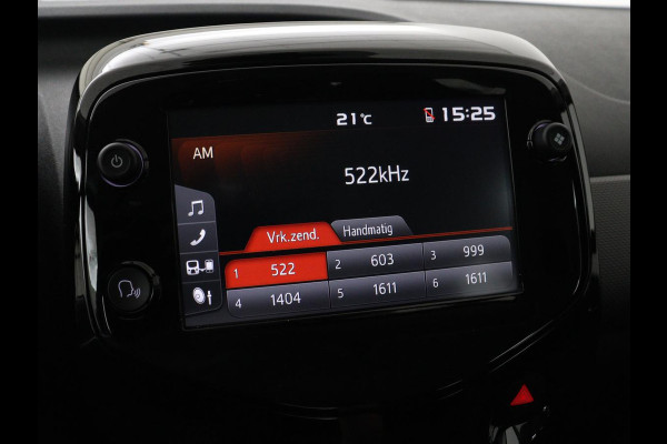 Peugeot 108 1.0 e-VTi Executive | Carplay | Camera | Climate control | Speedlimiter | Bluetooth | Lichtmetalen velgen | Origineel NL