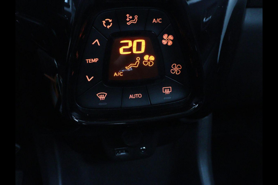 Peugeot 108 1.0 e-VTi Executive | Carplay | Camera | Climate control | Speedlimiter | Bluetooth | Lichtmetalen velgen | Origineel NL