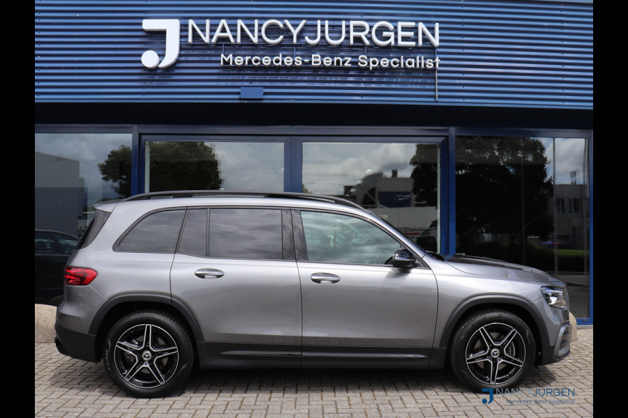 Mercedes-Benz Glb 200 AMG | 7 P. | Adapt. Cruise Control | El. Pano | MBUX | Memory Pakket | Winter Pakket | Ambiente | Elektr. Klep | Spiegel Pakket | Inparkeer Pakket | Fabrieksgarantie tot 24-01-2029!