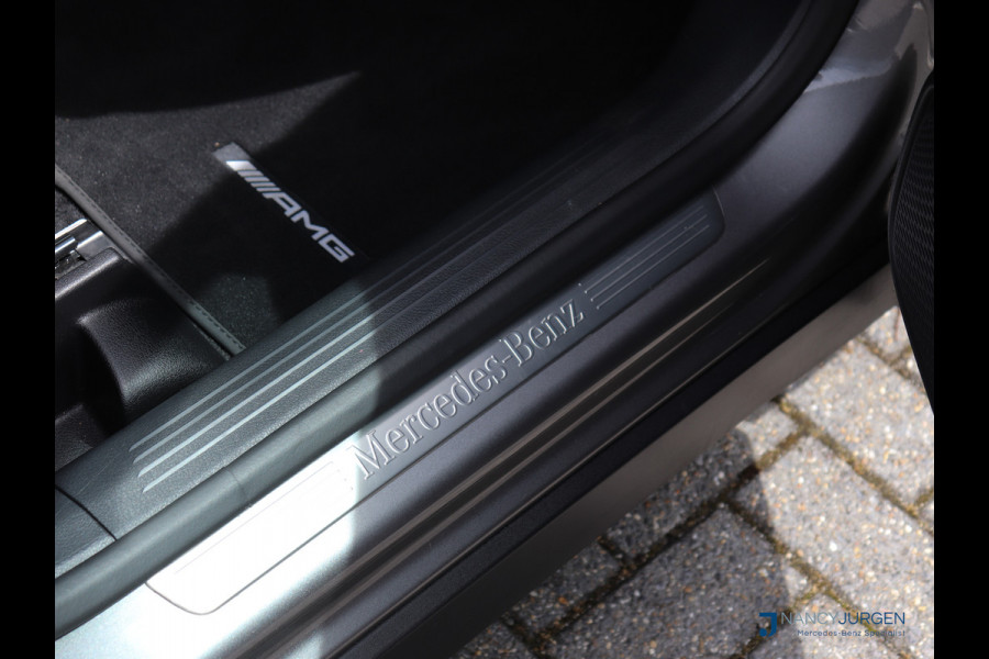 Mercedes-Benz Glb 200 AMG | 7 P. | Adapt. Cruise Control | El. Pano | MBUX | Memory Pakket | Winter Pakket | Ambiente | Elektr. Klep | Spiegel Pakket | Inparkeer Pakket | Fabrieksgarantie tot 24-01-2029!