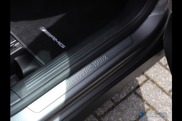 Mercedes-Benz Glb 200 AMG | 7 P. | Adapt. Cruise Control | El. Pano | MBUX | Memory Pakket | Winter Pakket | Ambiente | Elektr. Klep | Spiegel Pakket | Inparkeer Pakket | Fabrieksgarantie tot 24-01-2029!
