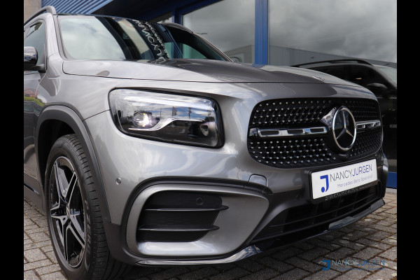 Mercedes-Benz Glb 200 AMG | 7 P. | Adapt. Cruise Control | El. Pano | MBUX | Memory Pakket | Winter Pakket | Ambiente | Elektr. Klep | Spiegel Pakket | Inparkeer Pakket | Fabrieksgarantie tot 24-01-2029!
